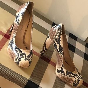 Loeffler Randall Cobra Skin Pumps | Size 7.5